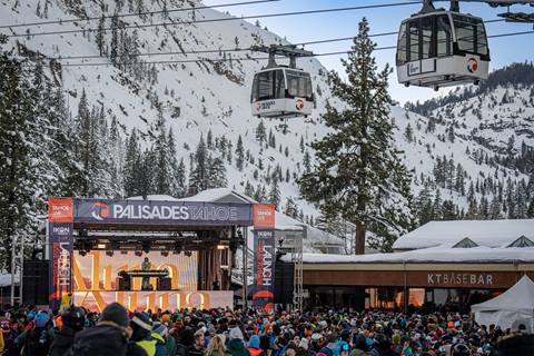 Exterior of KT Base Bar with Spring Tracks stage